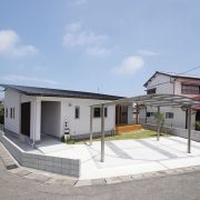 自然体の暮らしと絆を育む 安息の住まいをカタチに