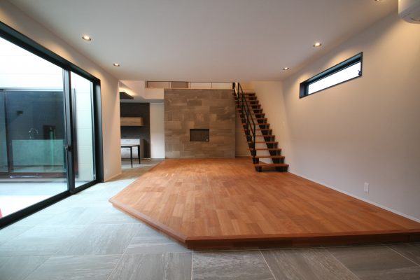 山下住宅「中庭を囲むロノ字型の邸宅、見学会」